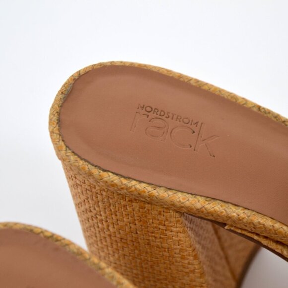 Nordstrom Rack Alyssa Chunky Heel Woven Platform Sandals Golden Tan Women's 6.5 - Picture 7 of 9